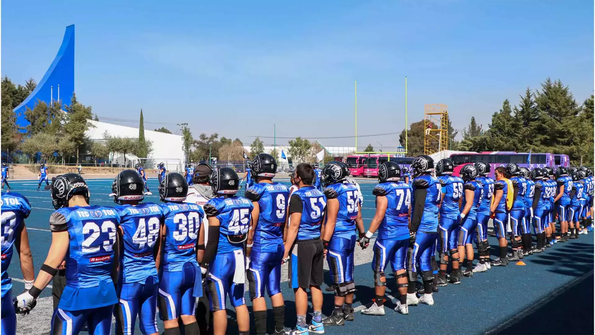 Unidos como una gran familia durante el juego