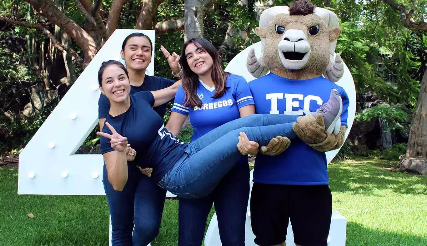 Tec campus Cuernavaca, cumple 42 años de hacer historia en Morelos