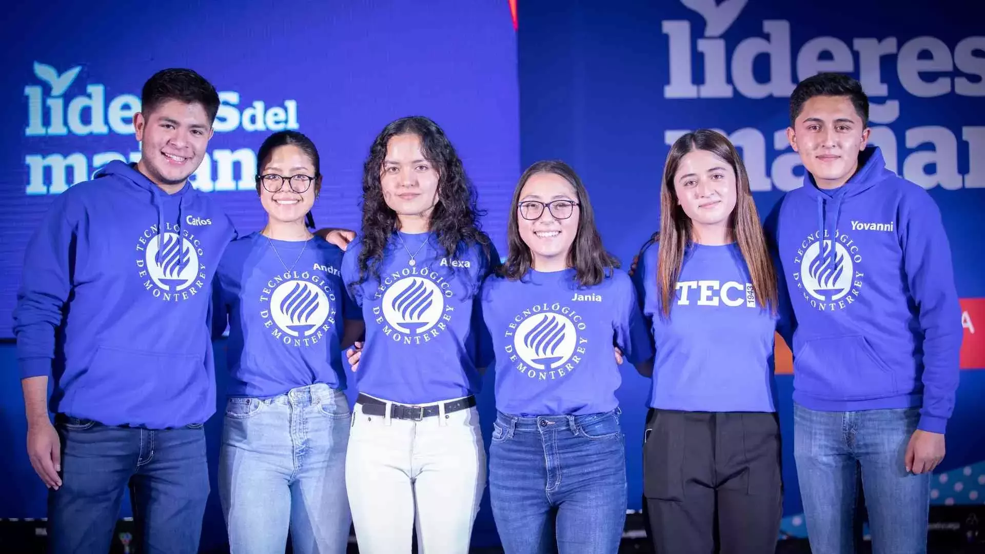 Los seis estudiantes de la novena generación de líderes del mañana en Hidalgo