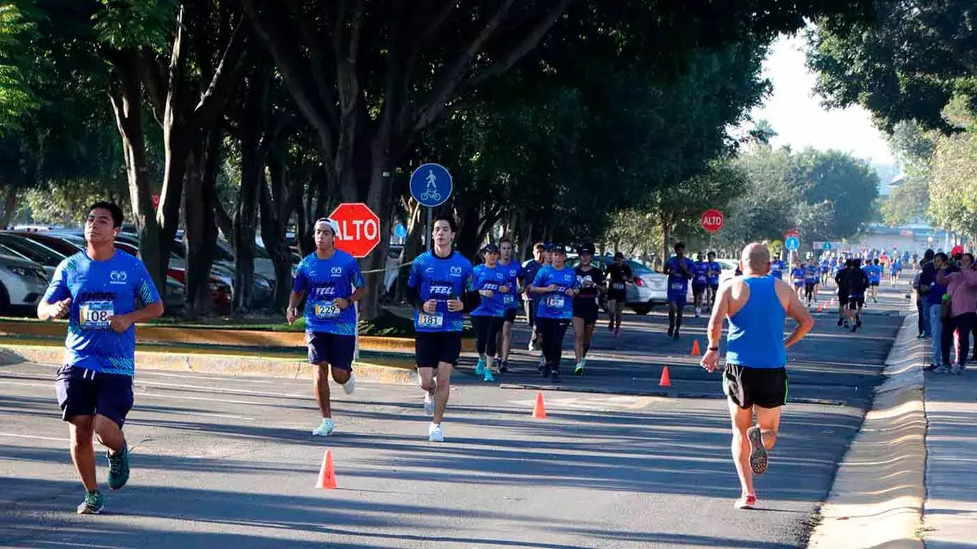 Carrera Tec Guadalajara Think, Feel, Run.