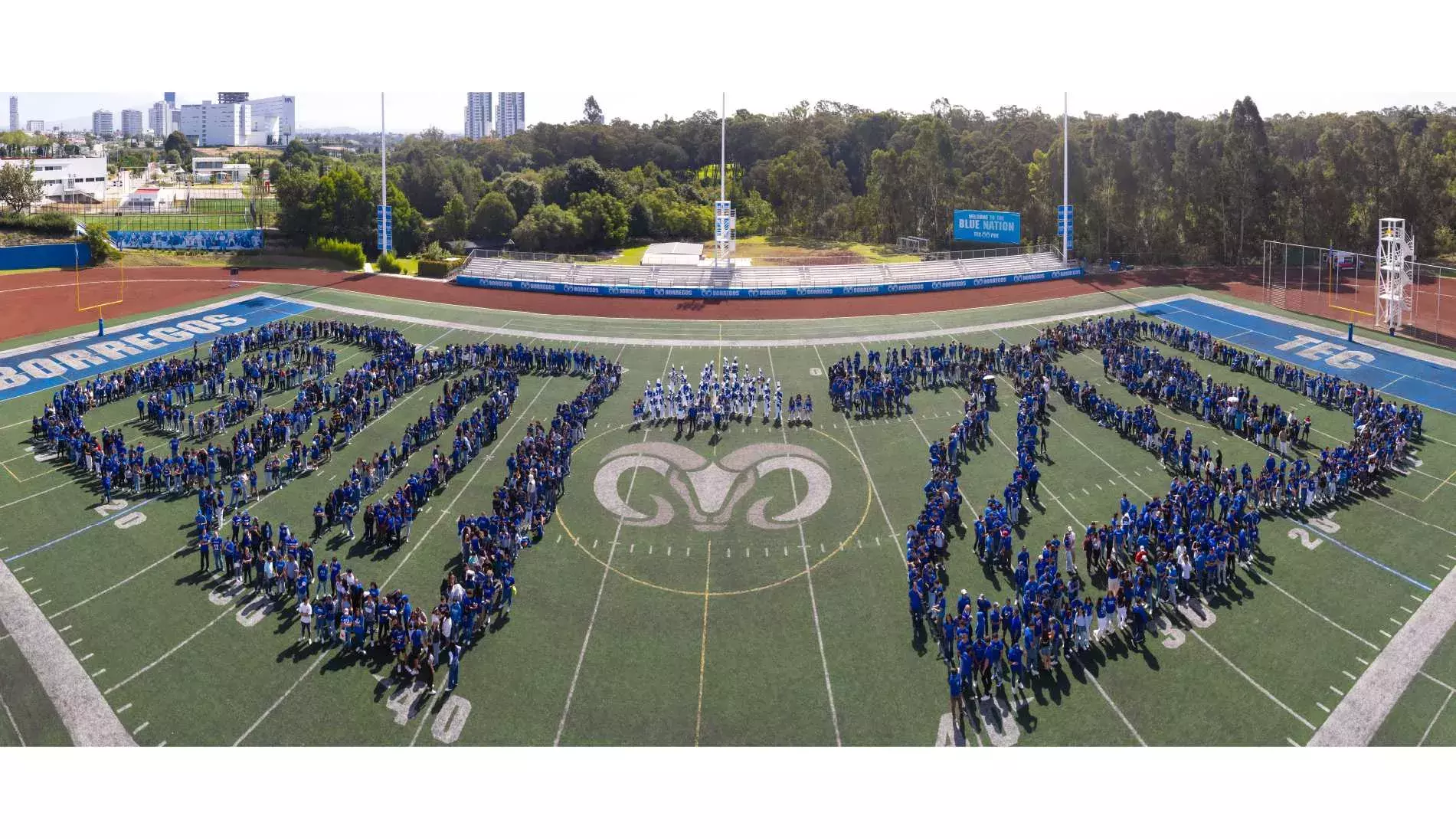 Foto panorámica del aniversario del Tec y de campus Puebla