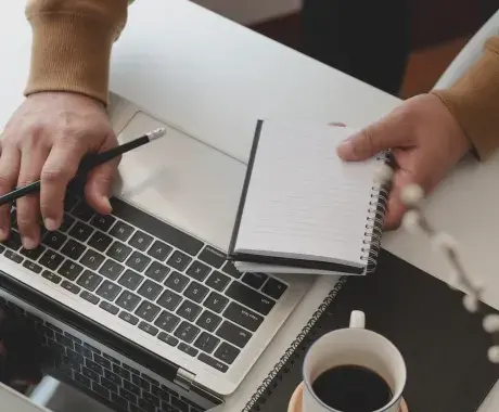 La importancia de un mentor de éxito en las clases en línea