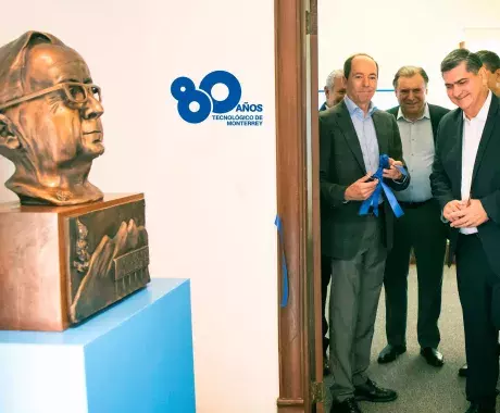 David Garza inaugura Sala Tec por 80 aniversario