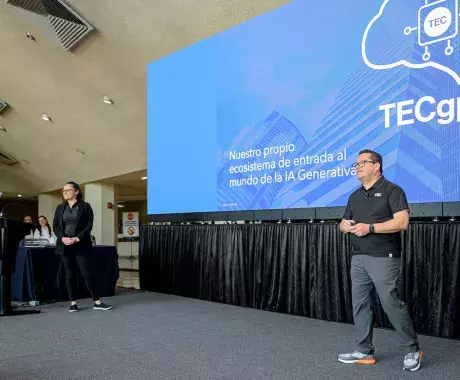 Tec de Monterrey anuncia versión beta de TECgpt, plataforma con herramientas de Inteligencia Artificial Generativa.