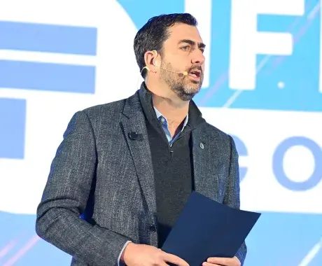 Juan Pablo Murra en el inicio del IFE Conference