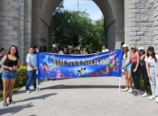 Grupo estudiantil busca inspirar a niños con actividades recreativas