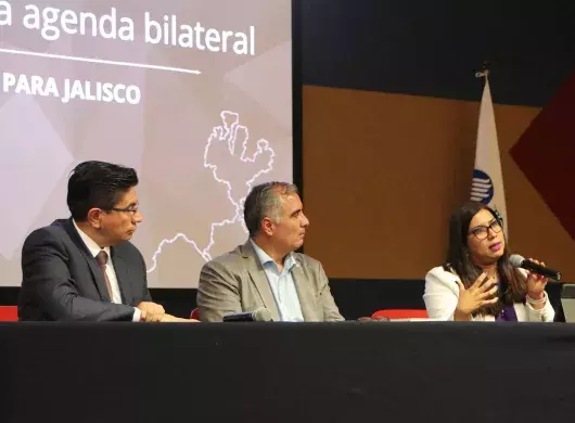Panel de análisis sobre aranceles organizado por el Tec Guadalajara.  