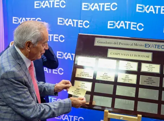 Entrega de Premio al Mérito EXATEC