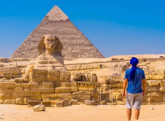 alumna gana beca verano egipto