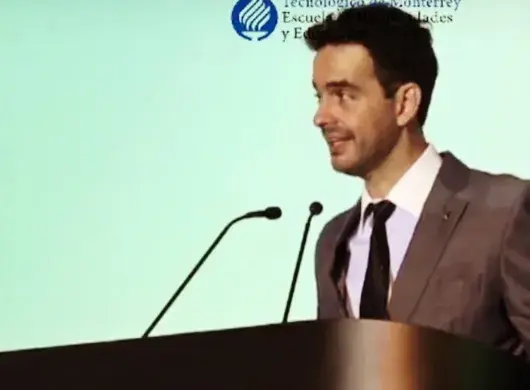 Profesor Tec Puebla expuso en un seminario de migraciones