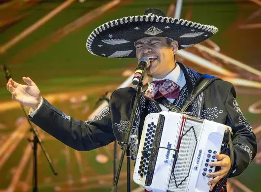Luis Diego estrena musical folklórico