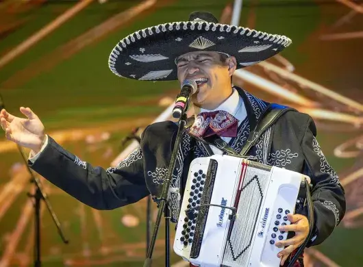 Luis Diego estrena musical folklórico