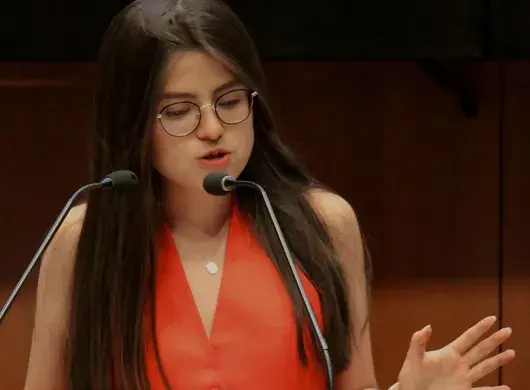 Johanna Hernández, estudiante del Tec en Estado de México, ganó el Premio de la Juventud de la Ciudad de México 2025 por su labor en derechos humanos.