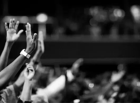 Estudiantes del Tec campus Qro impulsan un canal de diálogo entre Gallos Blancos y el grupo de animación la Resistencia Albiazul.