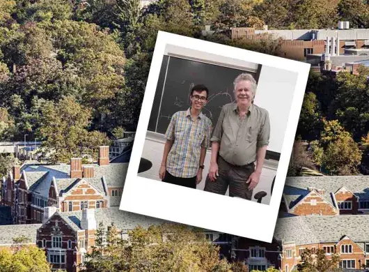 Universidad de Yale y William con un profesor