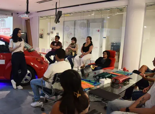 Mexicanos analizan claves para impulsar microempresas y ganan en MIT