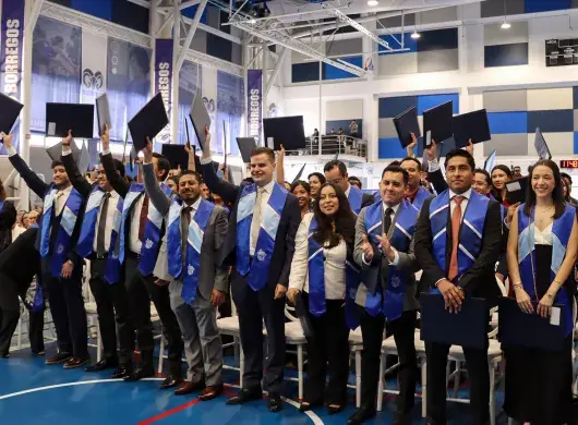 Egresados de la generación diciembre 2025