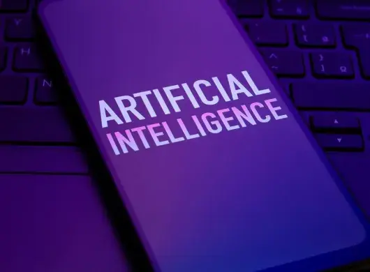 Startup de IA acelerada por el Tec destaca en listado Forbes