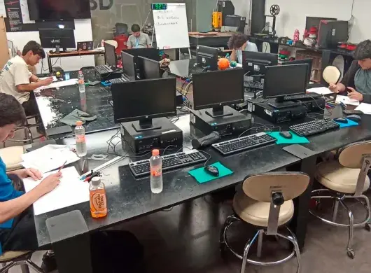 Sesión de entrenamiento para la Olimpiada Mexicana de Física