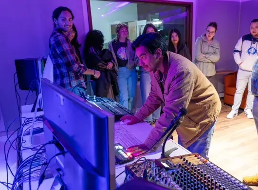 Renovada cabina de TV impulsa creación audiovisual en Tec Toluca