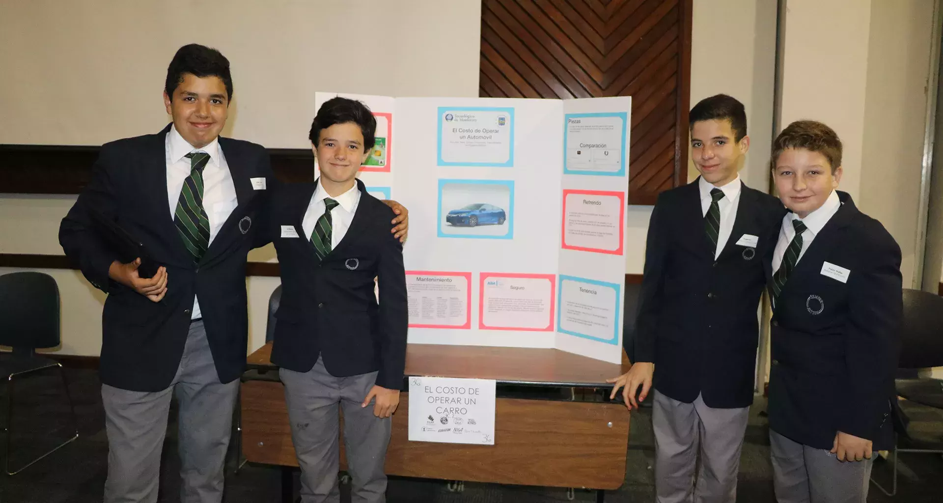 Niños en la Finance Fair