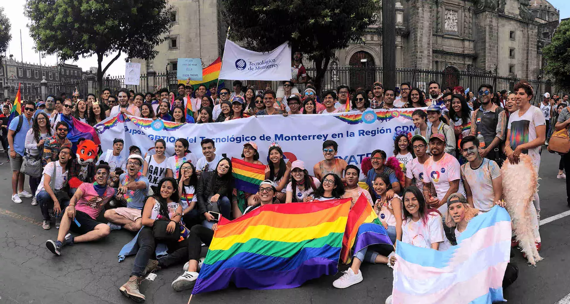 Marchan agrupaciones del Tec a favor de la diversidad