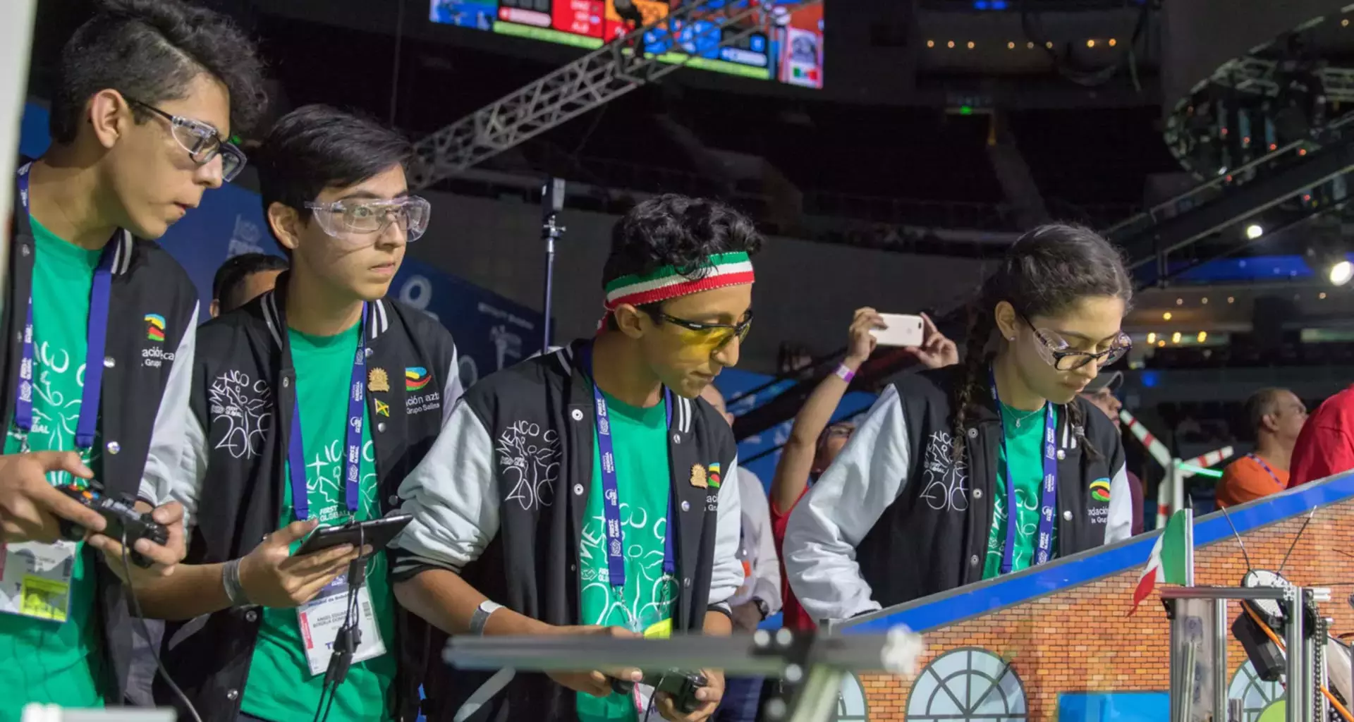 El equipo mexicano de robótica hila dos victorias en FIRST GC2018