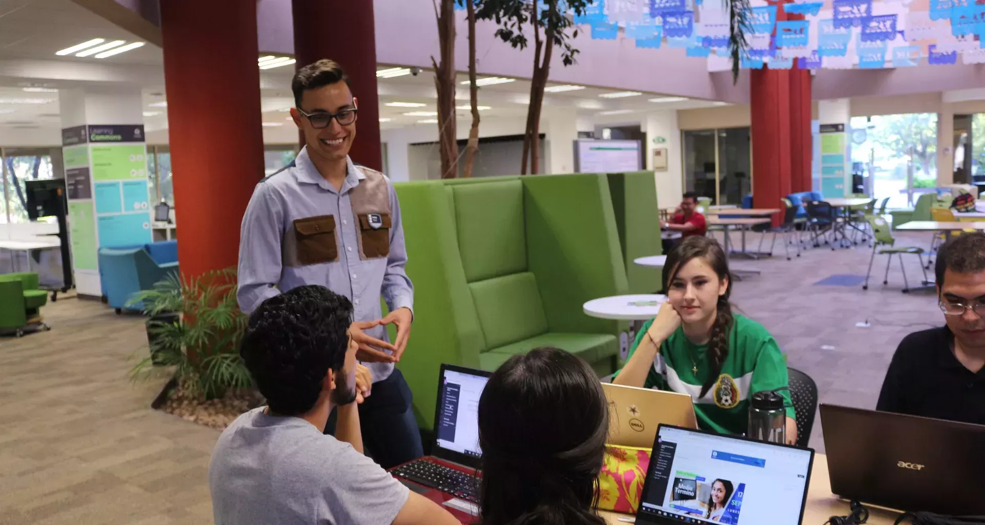 Fabián es parte de los Embajadores del campus