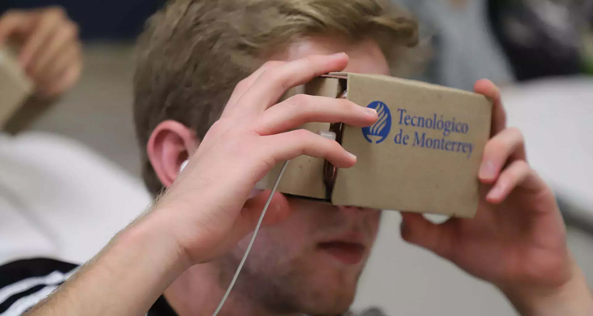 Realidad virtual, así son las visitas a empresas en el Tec