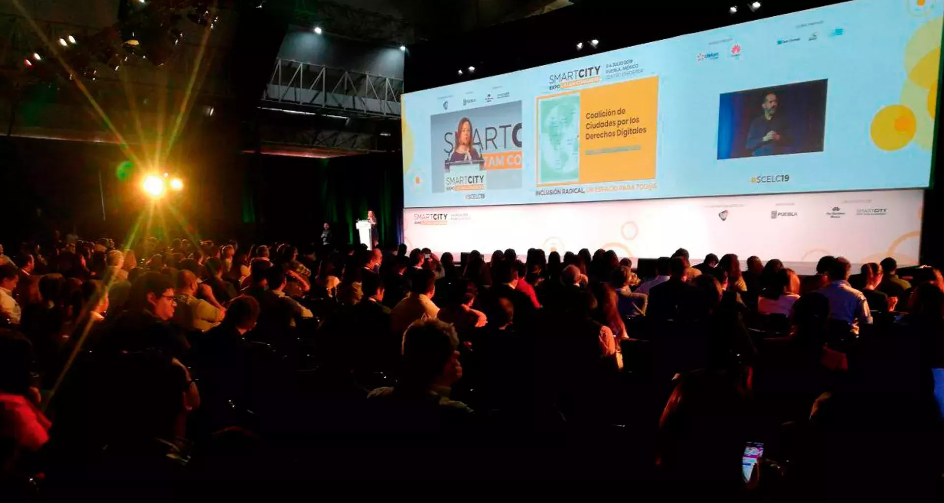 Ceremonia de entrega en los LATAM Smart Cities Awards 2019