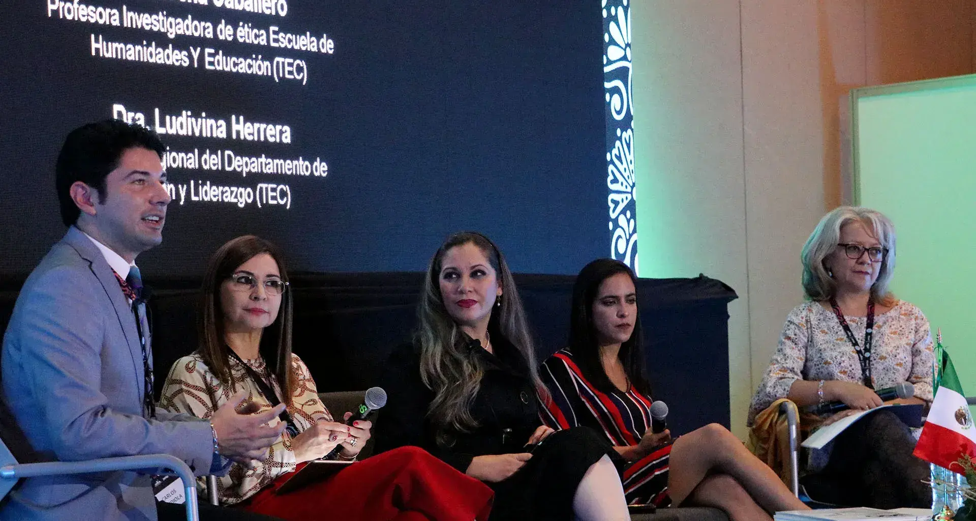 Profesores_Tec_Panel