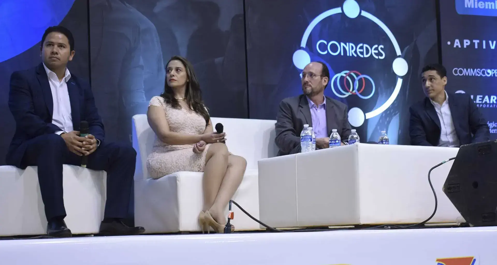 foro_de_CONREDES_para_estudiantes_de_universidad