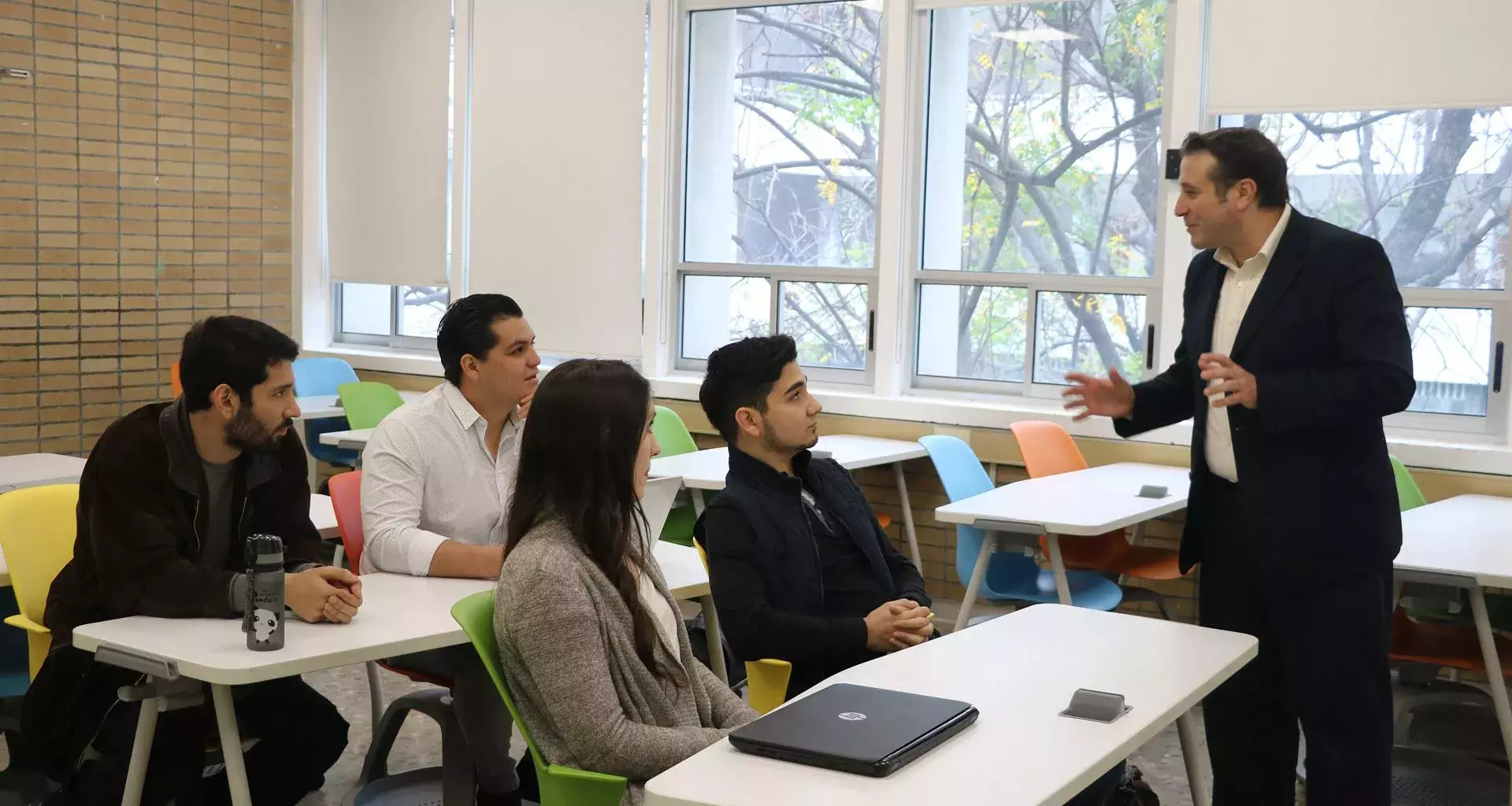 Va Ciencias Sociales y Gobierno por un enfoque en la multidisciplina