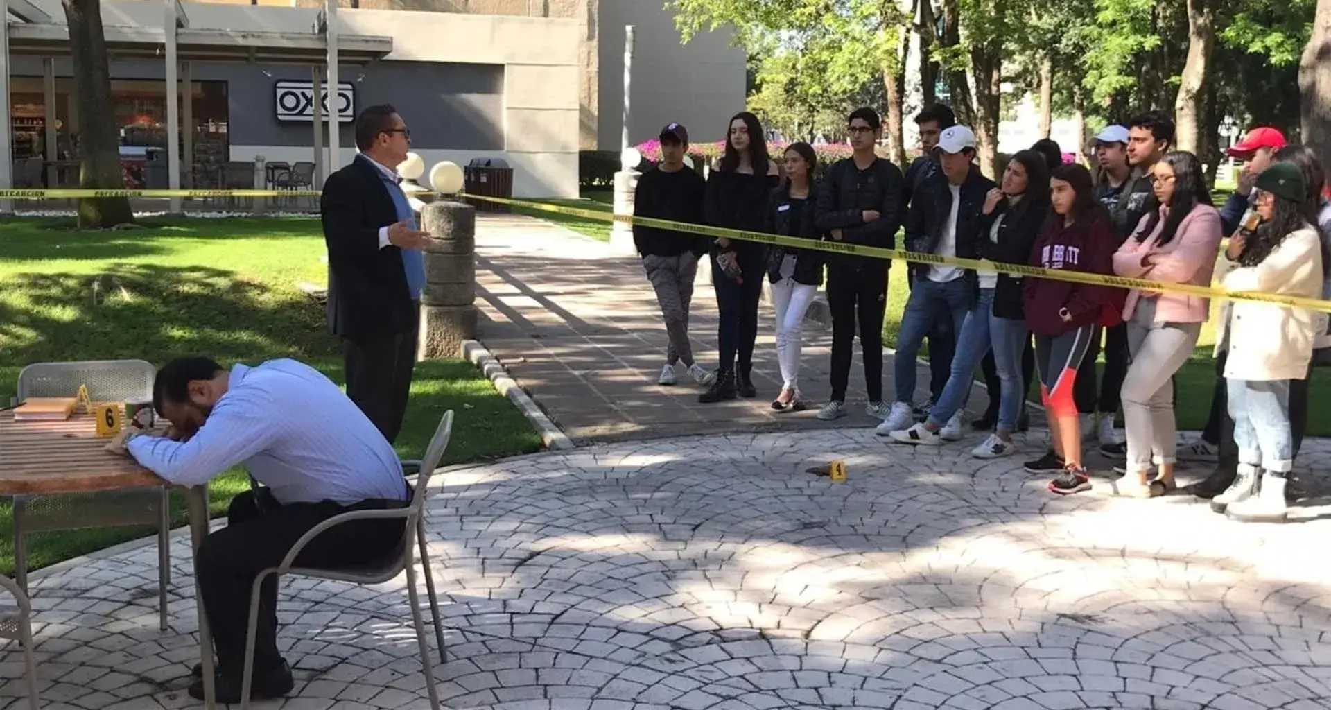 En Taller de Criminalística alumnos de PrepaTec Guadalajara aprenden sobre Juicios Orales
