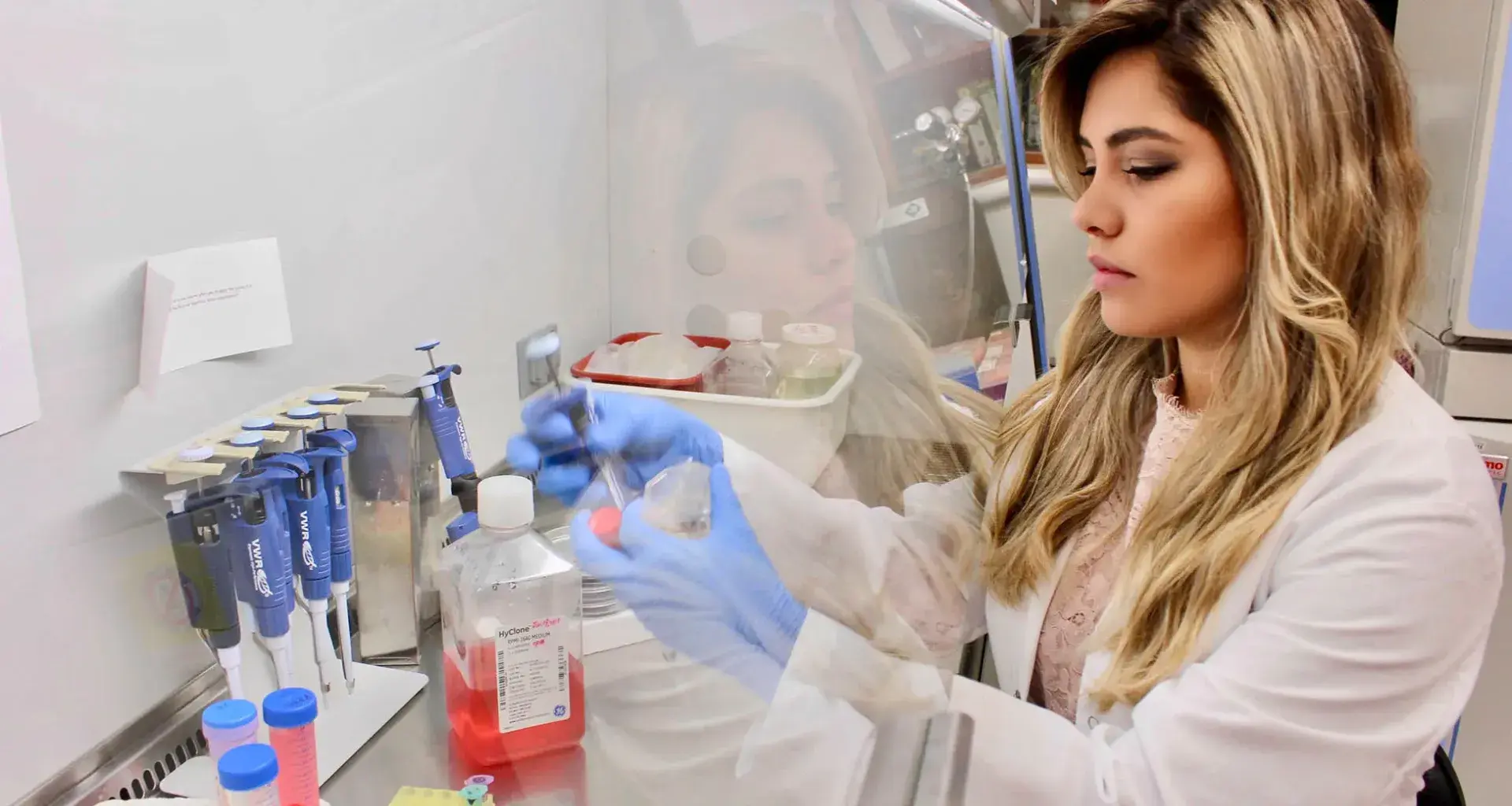 Julia Romero ganadora del Premio Mujer Tec 2020 en emprendimiento 