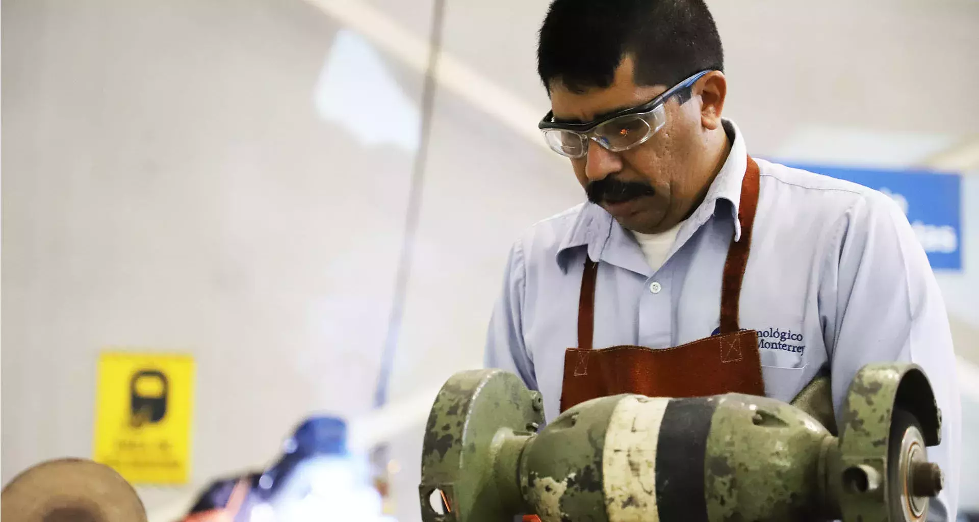 José Hinojo, auxiliar del Departamento de Ingeniería del Tec de Monterrey campus Laguna