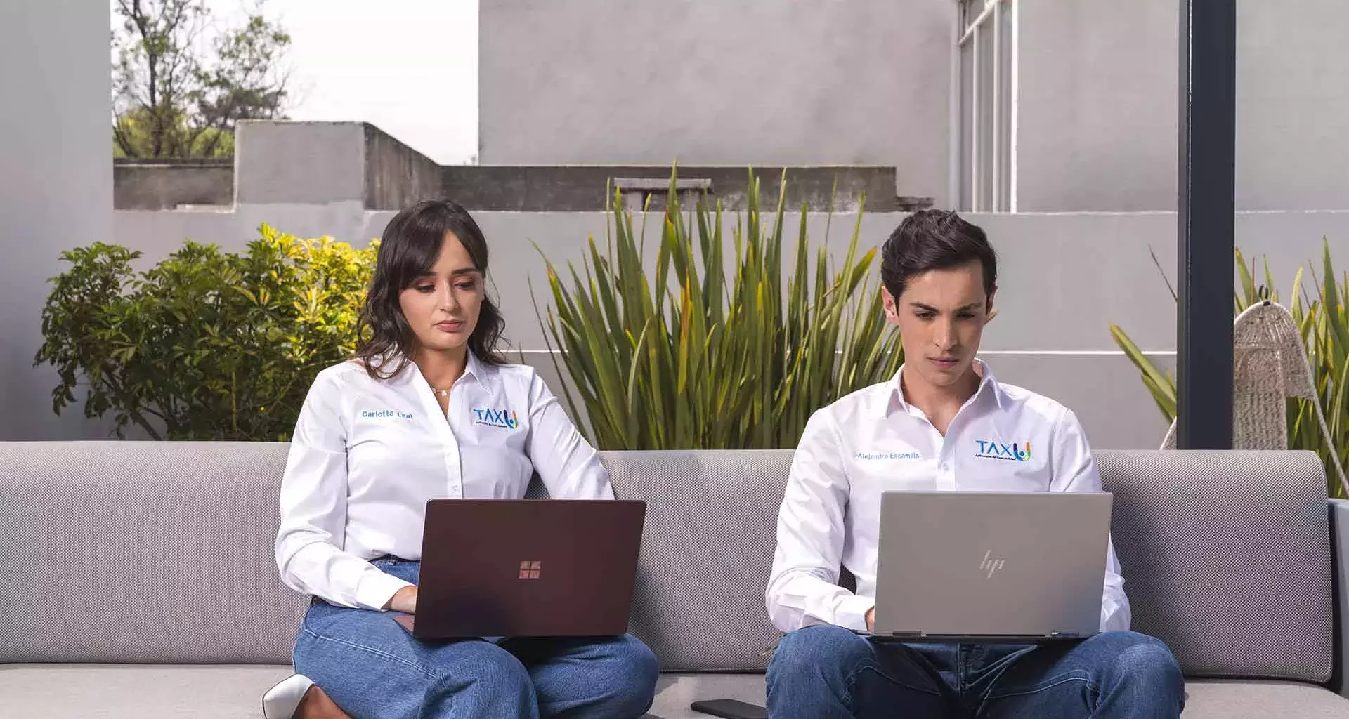 Dos EXATEC desarrollaron TaxU, una app para promover la educación fiscal en la población mexicana.