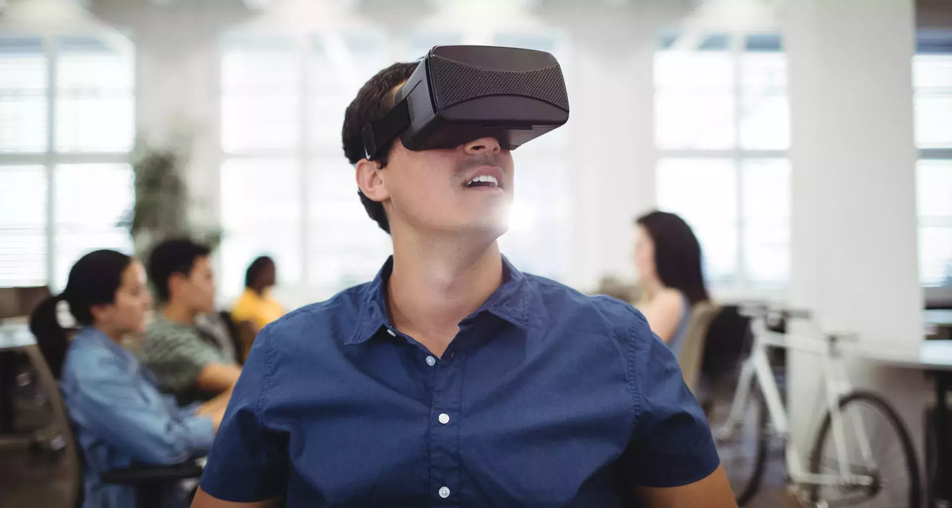 Estudiantes del Tec de Monterrey crean laboratorio de realidad virtual