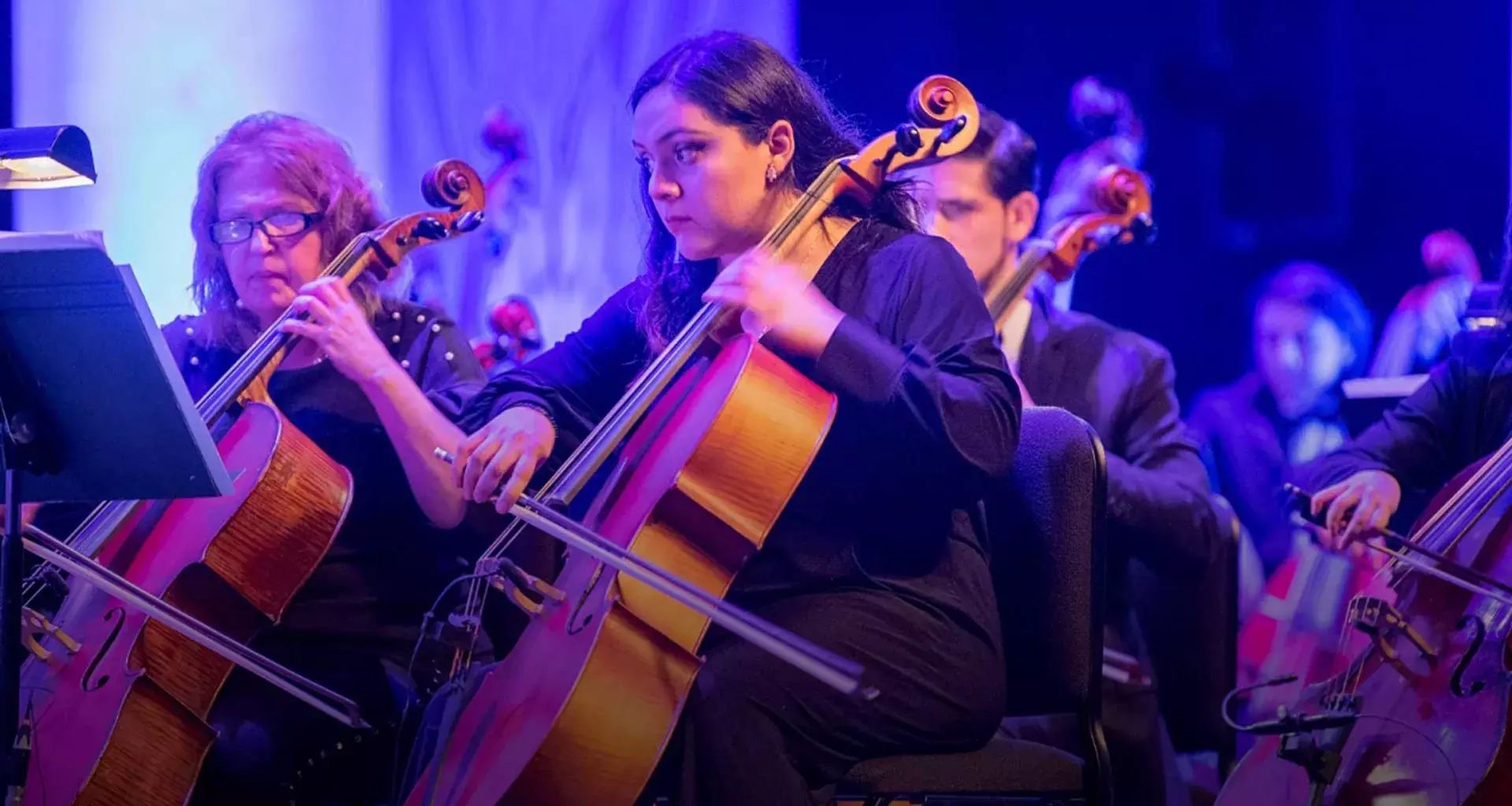 Brinda emotivas interpretaciones en Orquesta Sinfónica