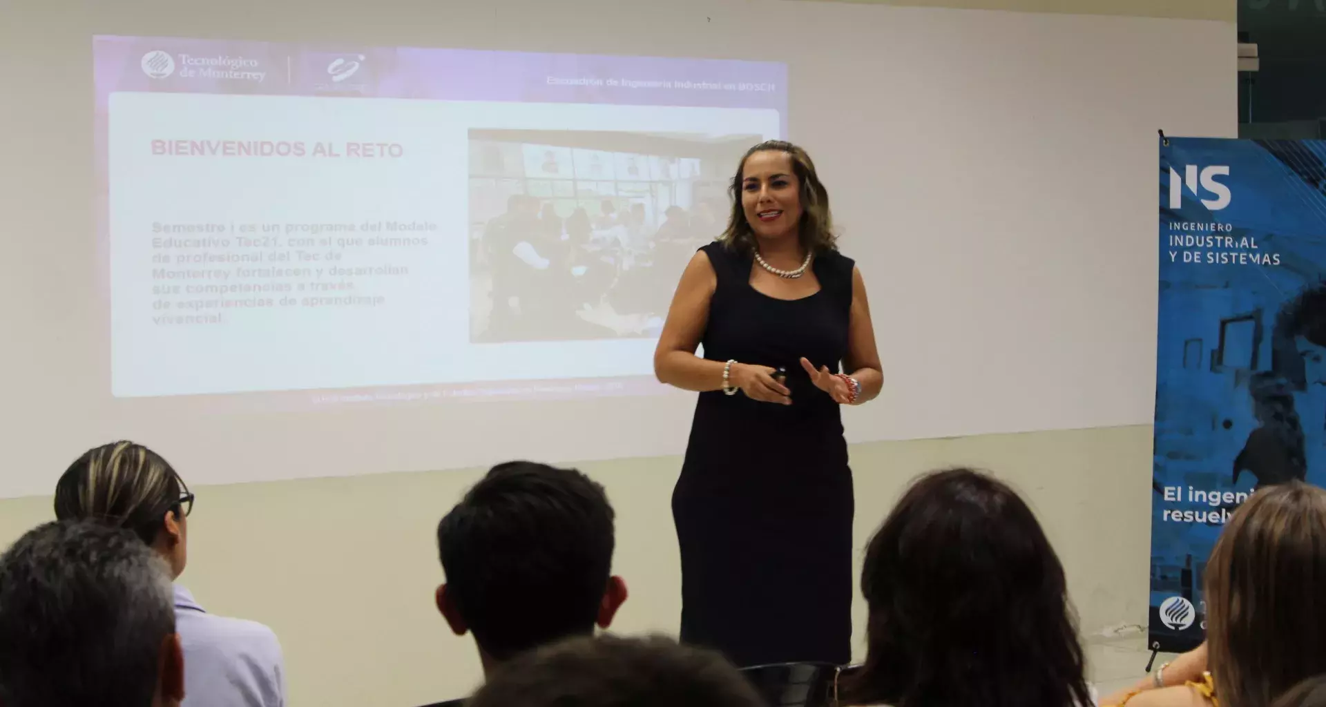 Presentación de Semestre i de alumnos de Ingeniería Industrial y de Sistemas.