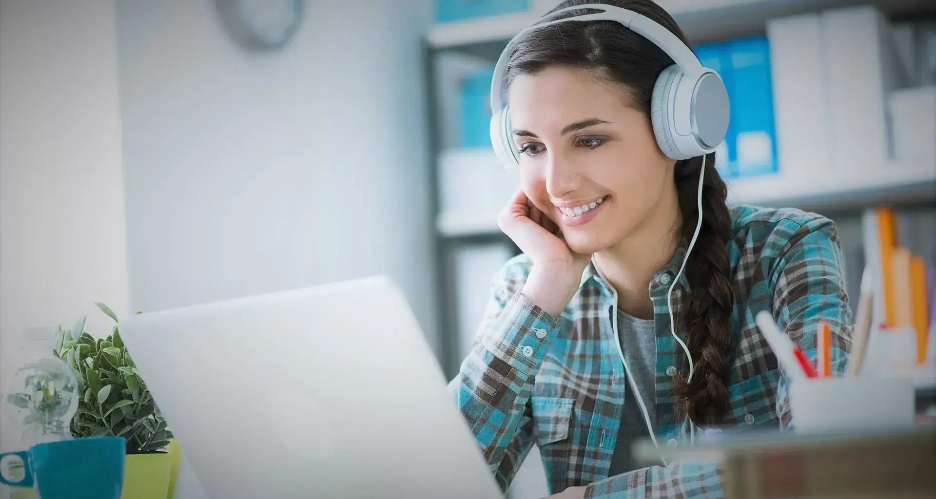 Si eres alumno de profesional del Tec de Monterrey puedes optar por alguno de los 5 tipos de cursos digitales con los que cuenta la institución