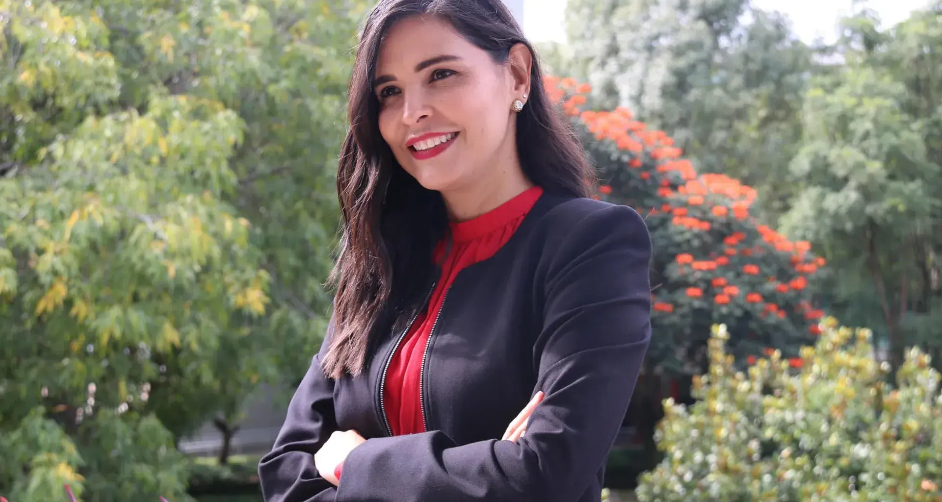 Claudia Félix directiva del Campus Guadalajara es distinguida por su trayectoria con Premio Mujer Tec