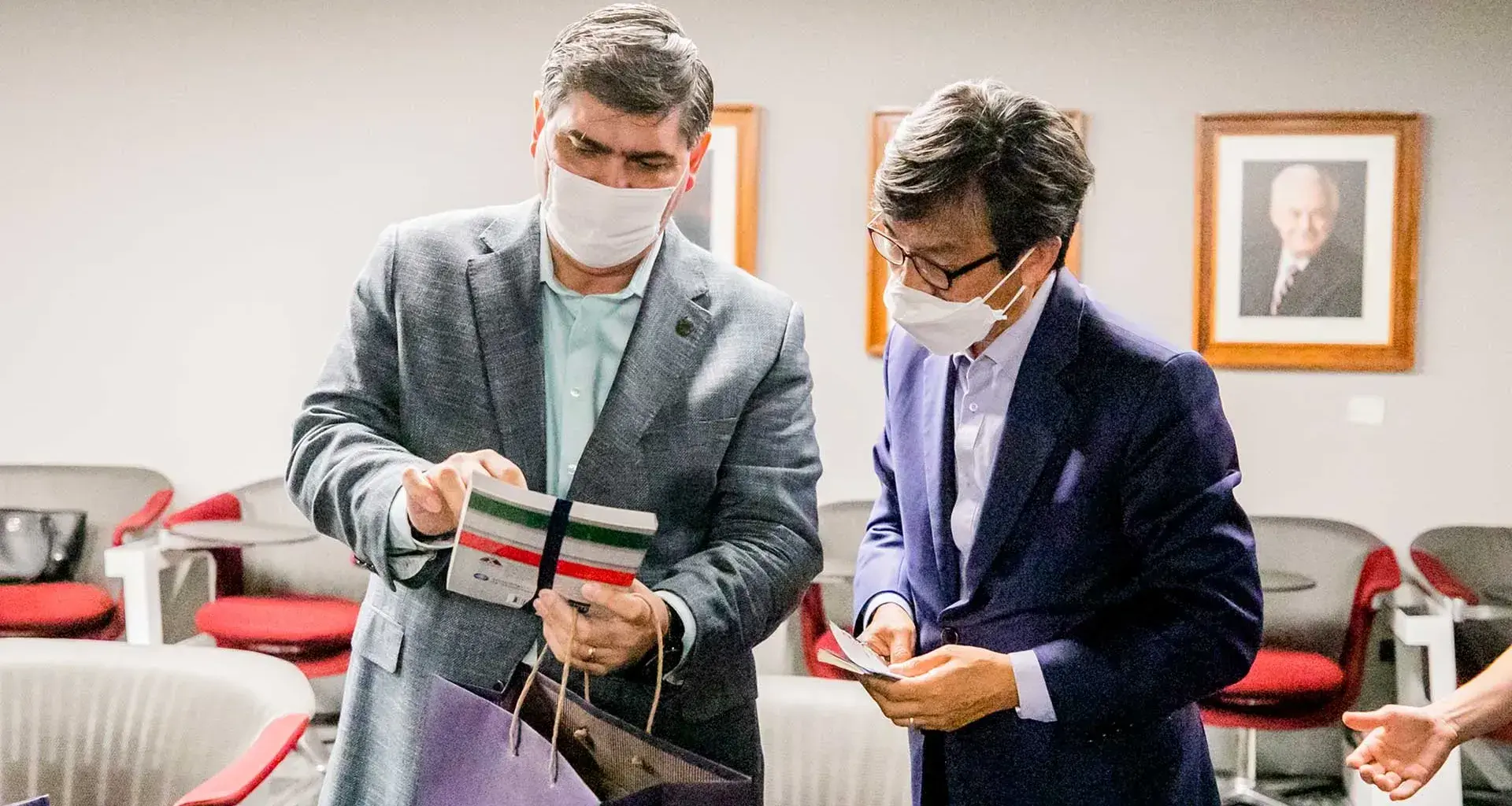 Embajador de Corea visita el Tec