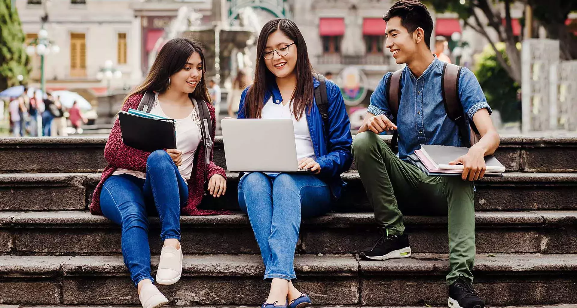 En la primera edición de ganadores de la beca Rise, 7 jóvenes mexicanos fueron seleccionados