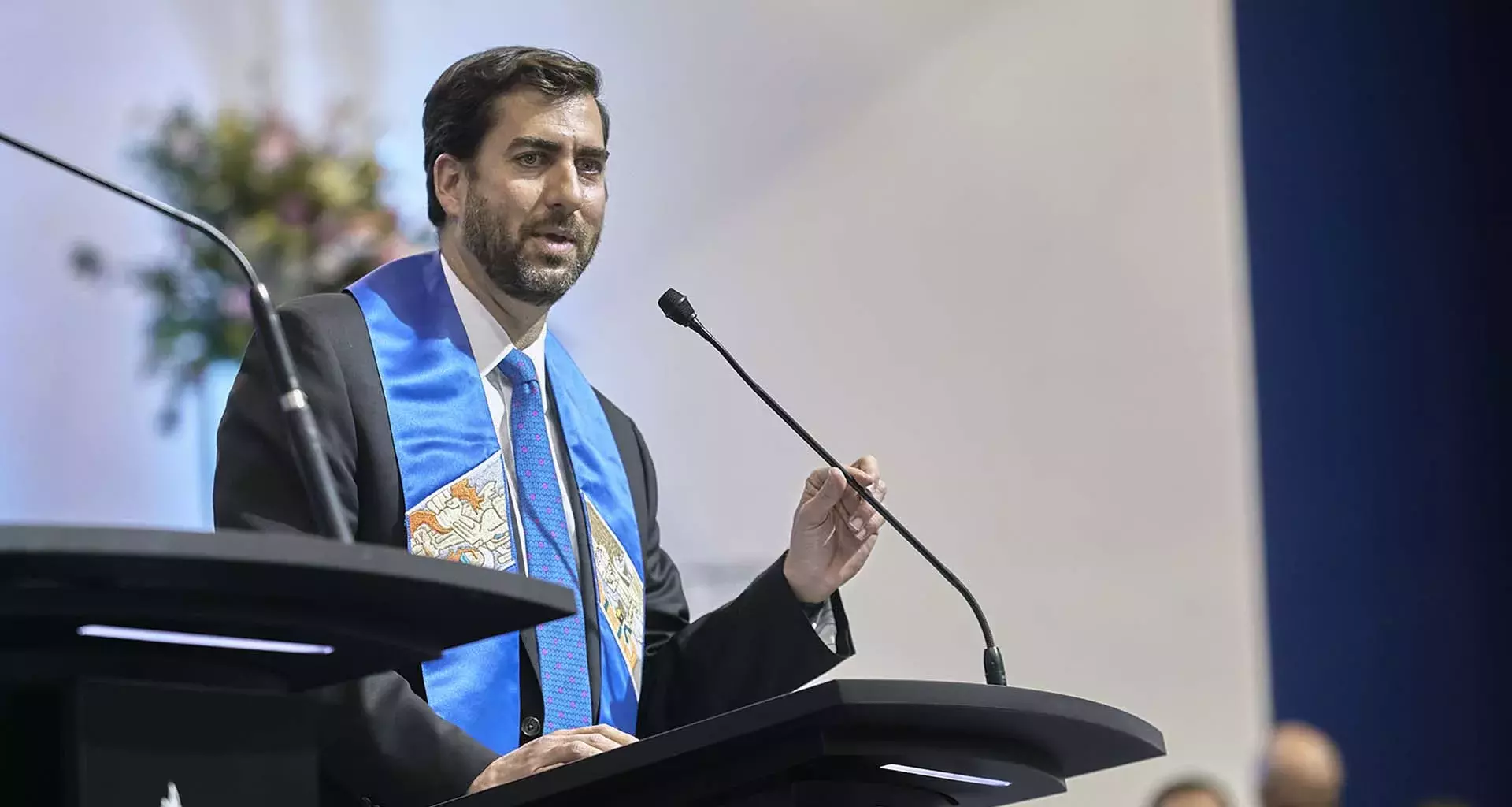 Juan Pablo Murra se dirigió mensaje a los recién graduados del campus Querétaro