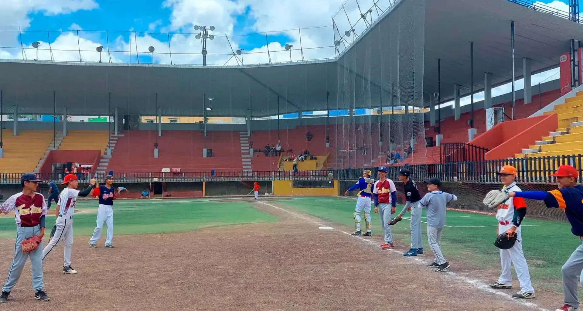 Academia Tomateros de Cañada previo a un encuentro