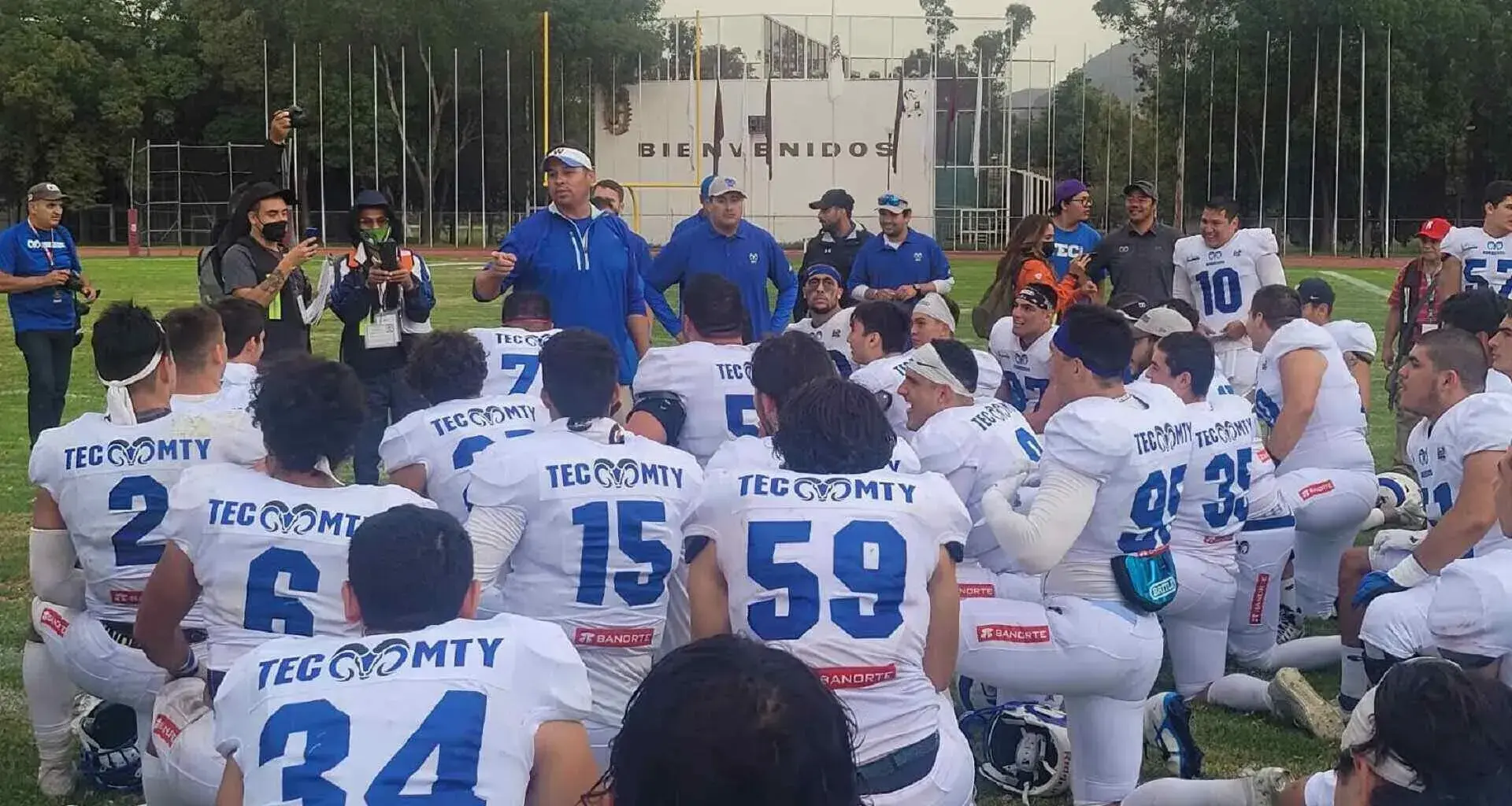 ¡Dos de dos de visita! Vence Borregos MTY a Burros Blancos