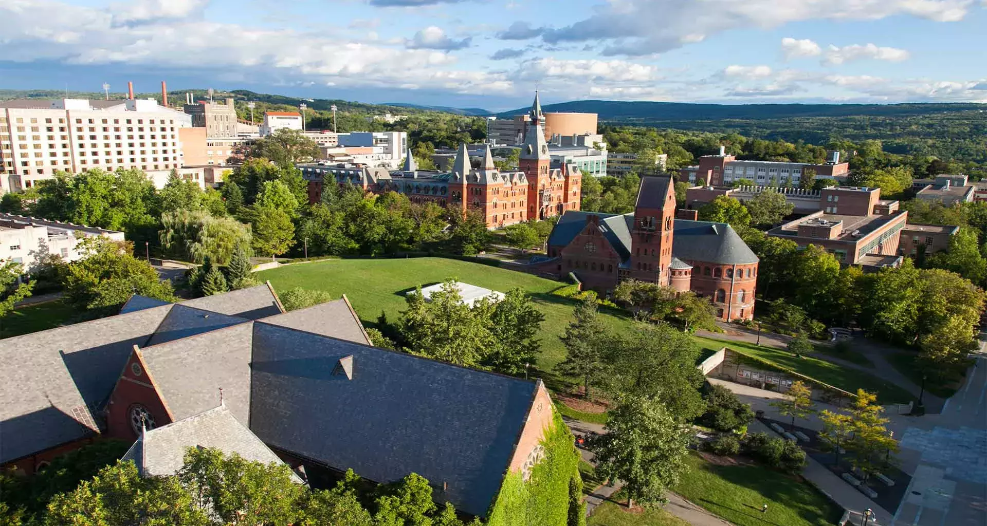 Estudiante de PrepaTec Santa Fe estudiará en Cornell University