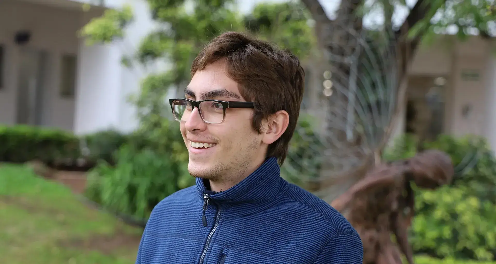 José Luis De Loera contando su trayectoría en el concurso
