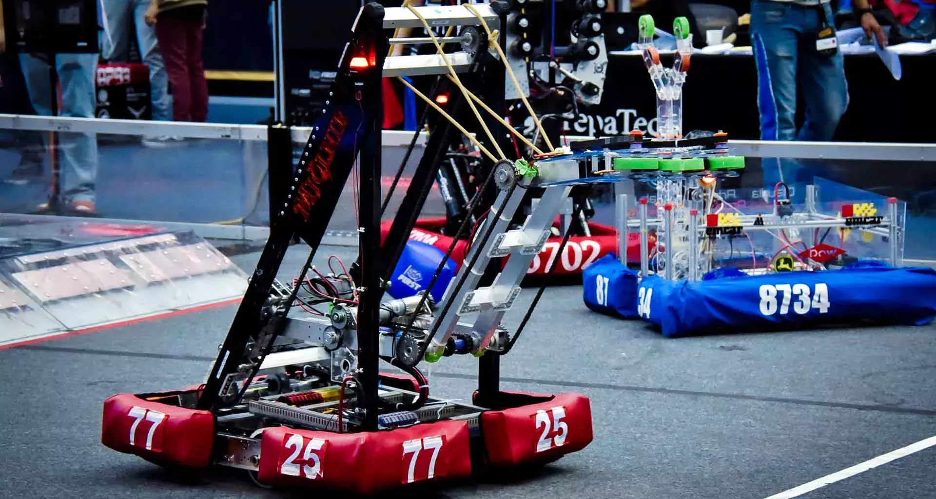 Se llevó a cabo el kick off de la competencia internacional FIRST Robotics Competition.